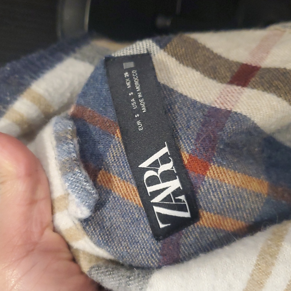 Zara Oversized Shacket - Picture 3 of 3